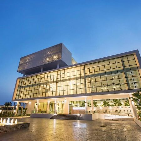 Paragon Grand Resort Джомтьен Экстерьер фото