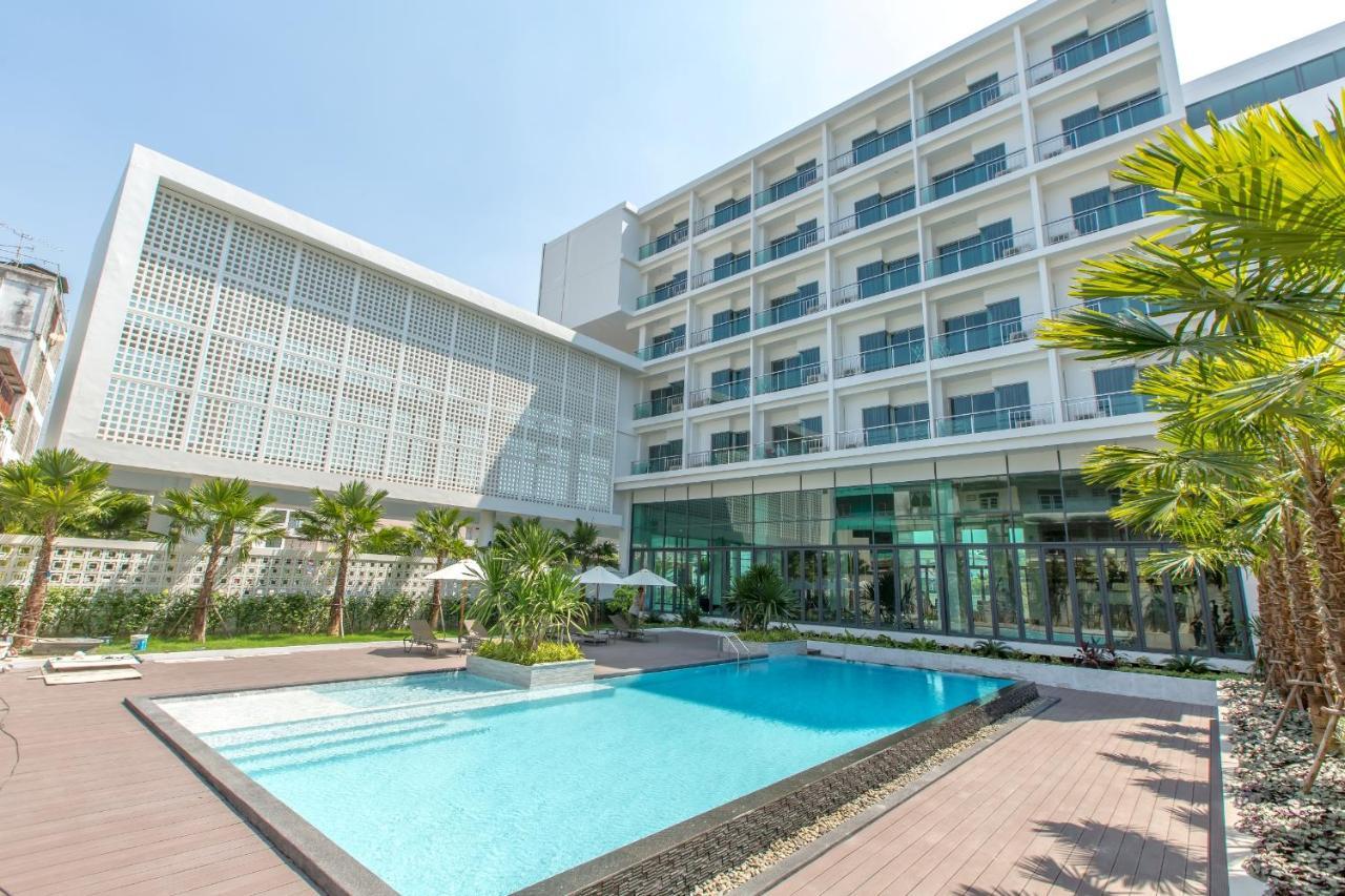 Paragon Grand Resort Джомтьен Экстерьер фото